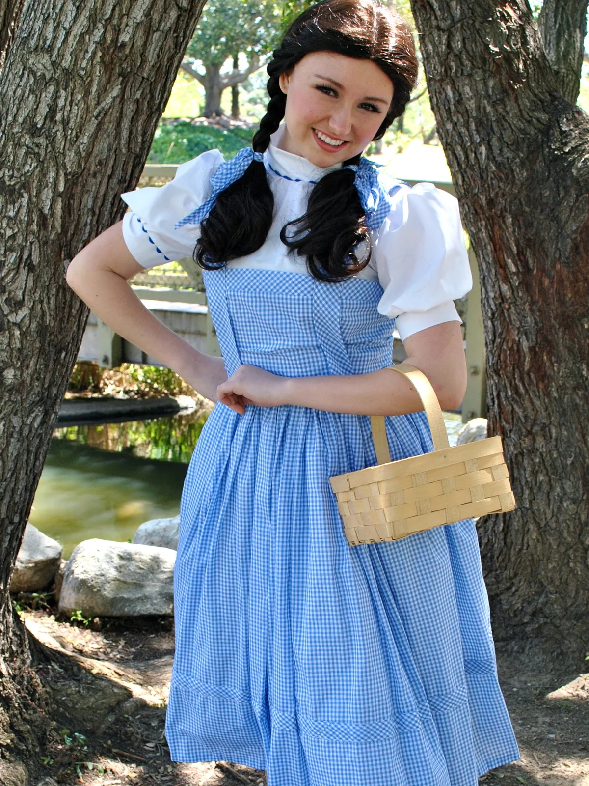 Dorothy Gale party character in Cincinnati